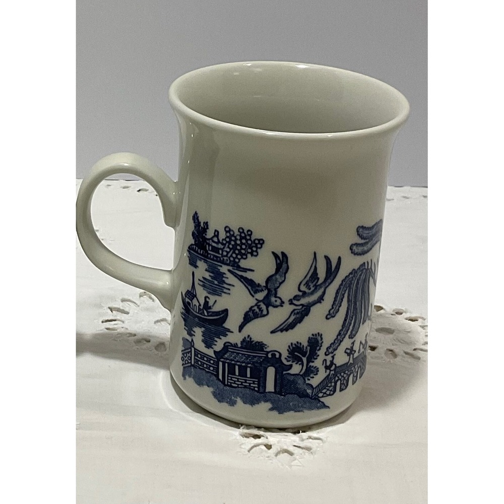 Vintage Blue Willow Churchill New Tall Coffee Mug Blue & White Chinoiserie - Picture 2 of 4